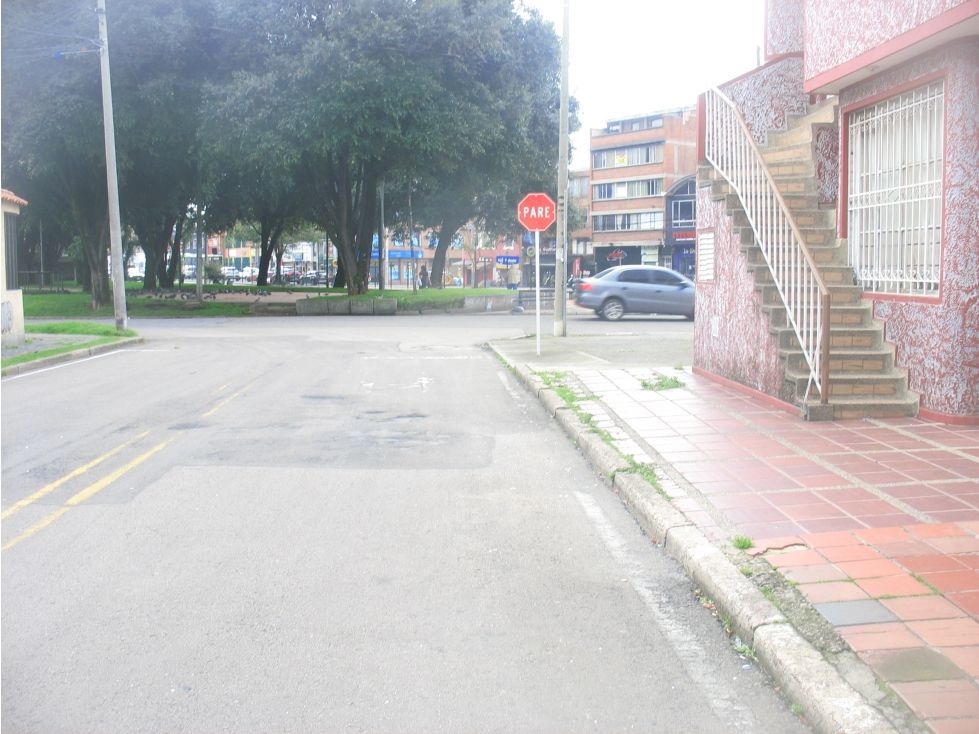 Apartaestudio en arriendo Cundinamarca Bogotá Popular Modelo 27 m2 Habitaciones 1 Baños 1 Garajes 0 Precio $1100000