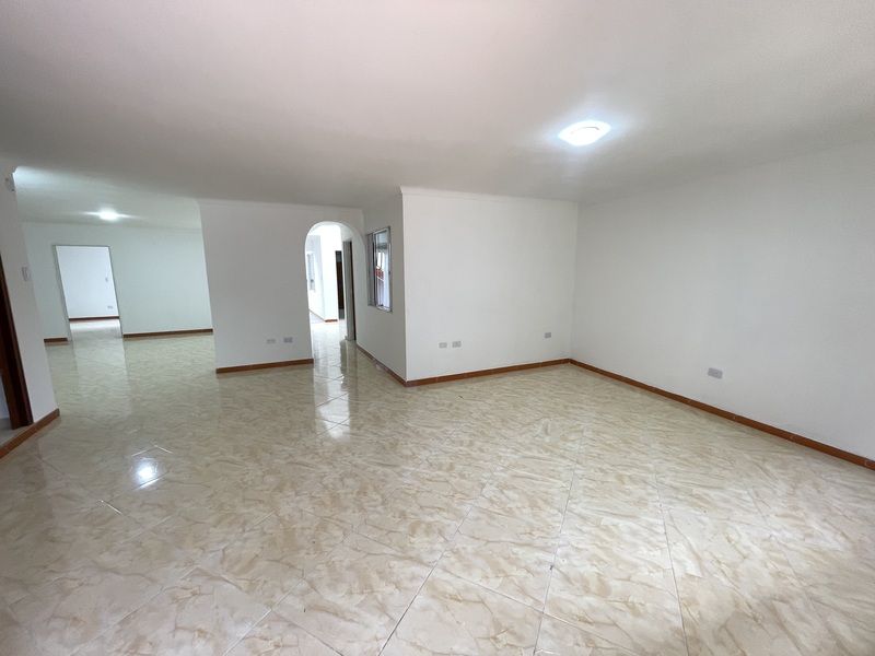 Casa en arriendo Antioquia Medellín Estadio 180 m2 Habitaciones 3 Baños 3 Garajes 0 Precio $5500000