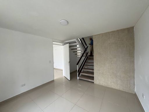 Casa en arriendo Caldas Manizales Los Laureles 144 m2 Habitaciones 4 Baños 3 Garajes 1 Precio $3200000