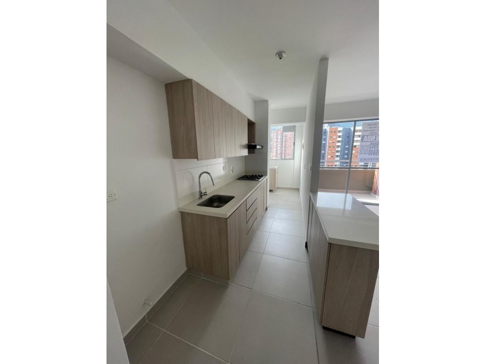 Apartamento en arriendo Antioquia Bello Parque Tulio Ospina 350 m2 Habitaciones 3 Baños 2 Garajes 1 Precio $2500000