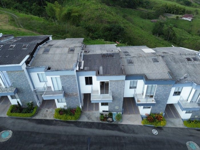 Casa en venta Quindío Armenia San Juan 120 m2 Habitaciones 3 Baños 3 Garajes 1 Precio $635000000