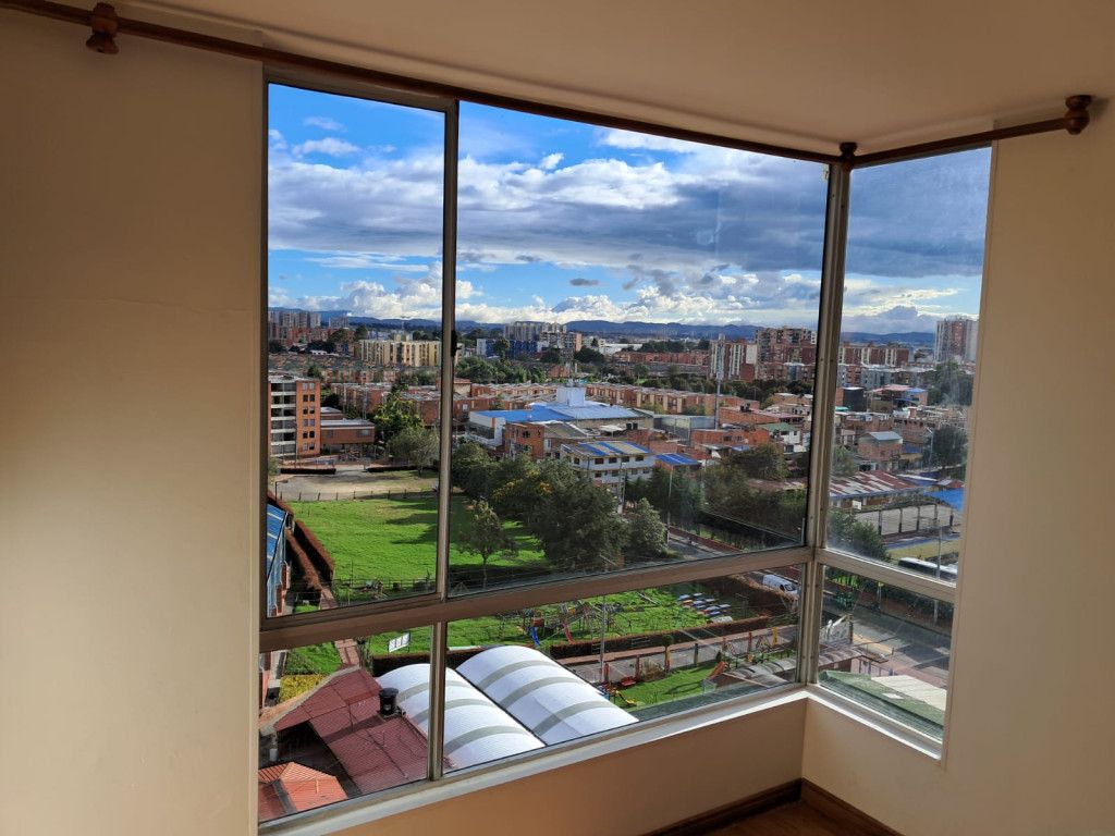 Apartamento en venta Cundinamarca Bogotá Suba Urbano 53 m2 Habitaciones 3 Baños 2 Garajes 1 Precio $250000000