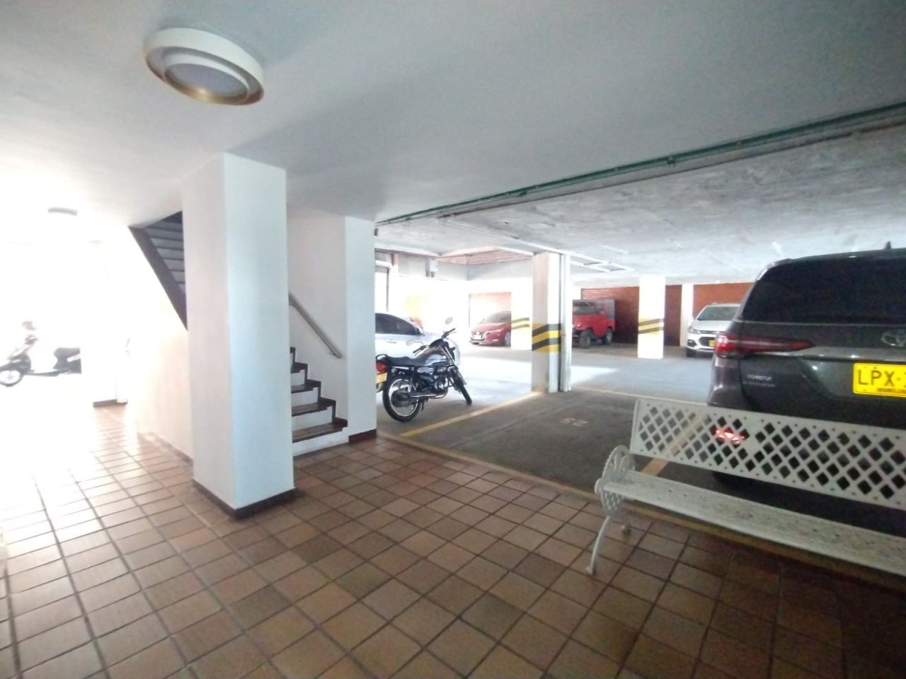 Apartamento en venta Valle Del Cauca Cali La Merced 92 m2 Habitaciones 3 Baños 3 Garajes 2 Precio $330000000