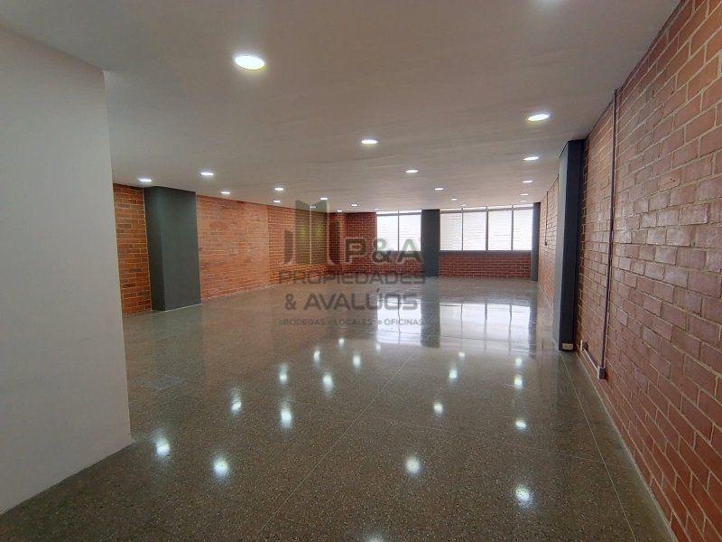 Local en arriendo Antioquia Medellín Noel 134 m2 Habitaciones 0 Baños 2 Garajes 0 Precio $11008000