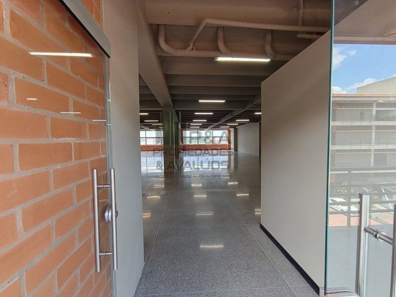 Local en arriendo Antioquia Medellín Noel 693 m2 Habitaciones 0 Baños 6 Garajes 0 Precio $56509890