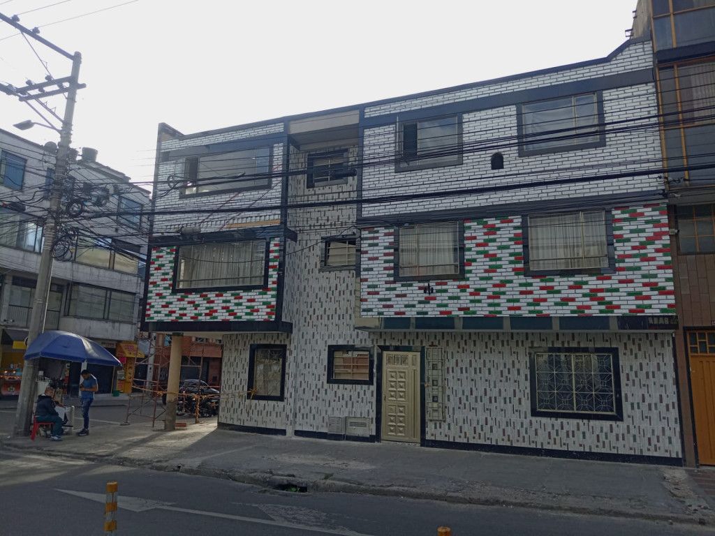 Apartamento en arriendo Cundinamarca Bogotá Restrepo 70 m2 Habitaciones 3 Baños 2 Garajes 0 Precio $1700000