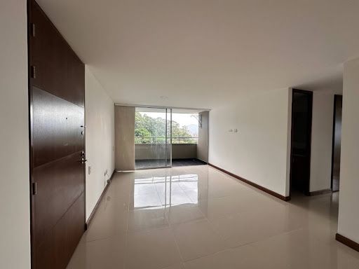 Apartamento en arriendo Antioquia Medellín El Poblado 87 m2 Habitaciones 3 Baños 2 Garajes 2 Precio $4500000