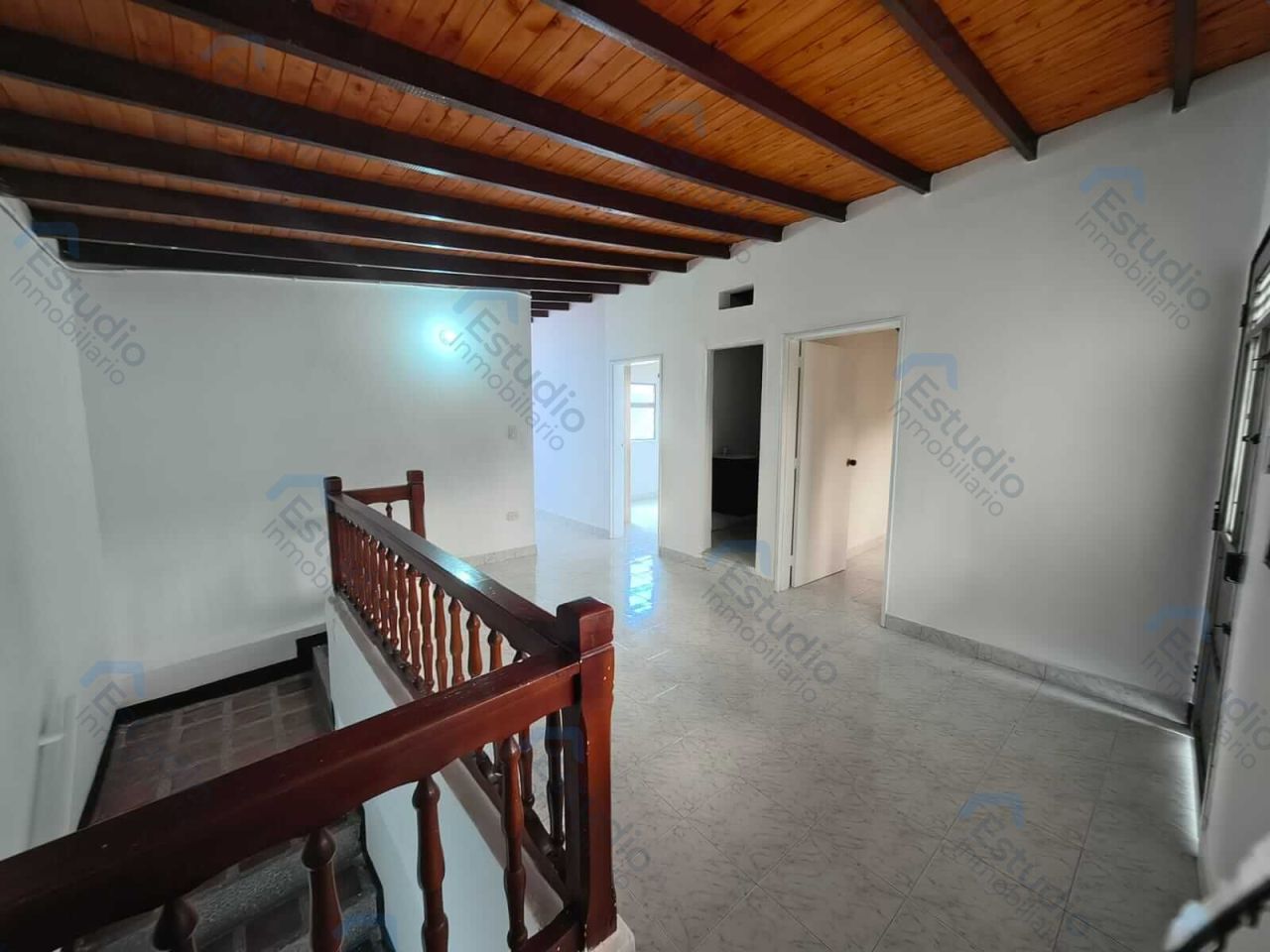 Casa en arriendo Antioquia Medellín La Milagrosa 97 m2 Habitaciones 3 Baños 2 Garajes 0 Precio $2000000