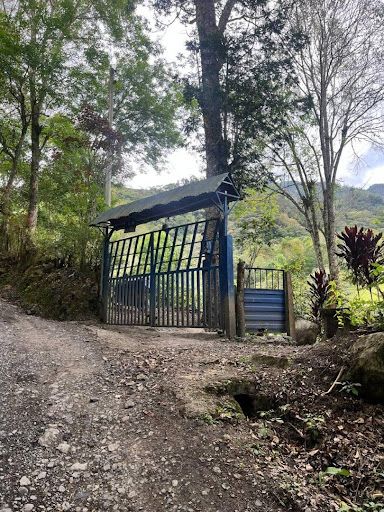 Finca en venta Cundinamarca San Francisco San Francisco 4 m2 Habitaciones 2 Baños 1 Garajes 2 Precio $550000000
