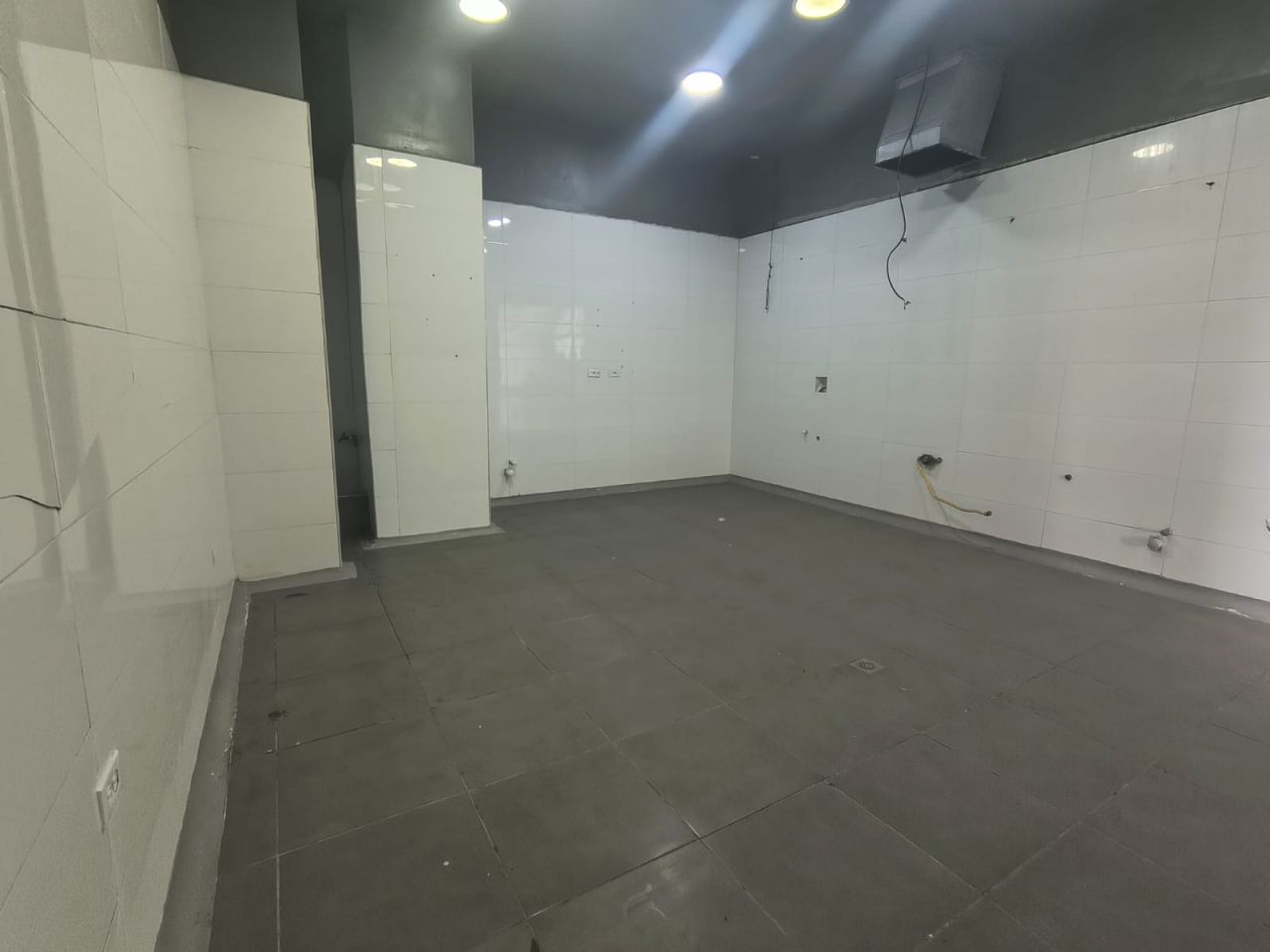 Local en arriendo Antioquia Medellín Perpetuo Socorro 30 m2 Habitaciones 0 Baños 0 Garajes 0 Precio $7500000