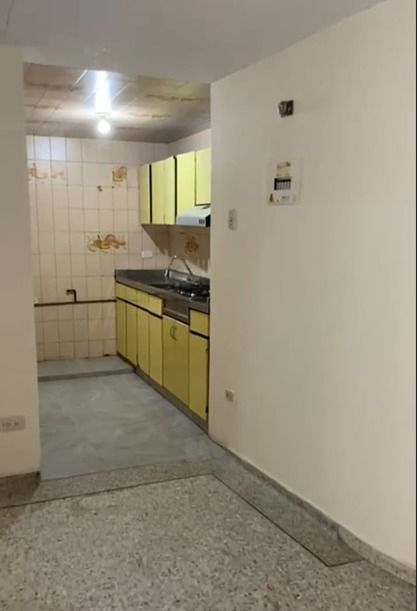 Apartamento en arriendo Cundinamarca Bogotá Ub Carvajal 45 m2 Habitaciones 3 Baños 1 Garajes 0 Precio $1100000
