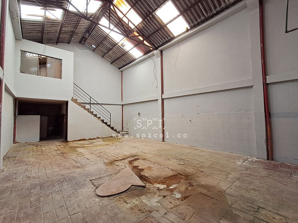 Bodega en venta Cundinamarca Bogotá La Merced Norte 223 m2 Habitaciones 0 Baños 1 Garajes 0 Precio $1400000000