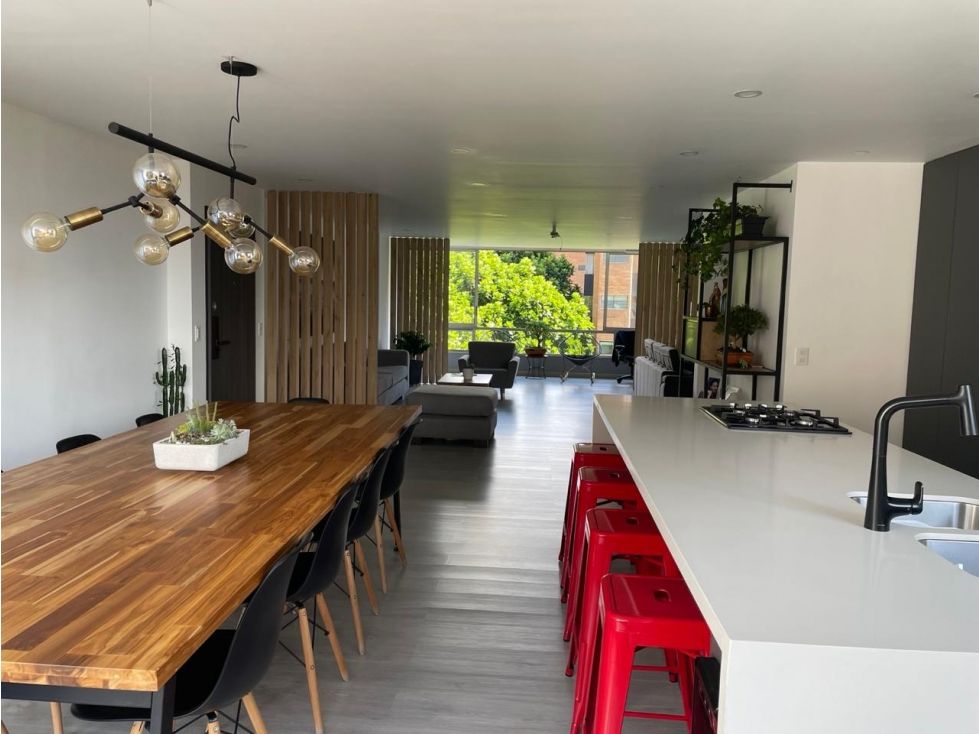 Apartamento en arriendo Antioquia Medellín Patio Bonito 182 m2 Habitaciones 3 Baños 3 Garajes 2 Precio $12000000