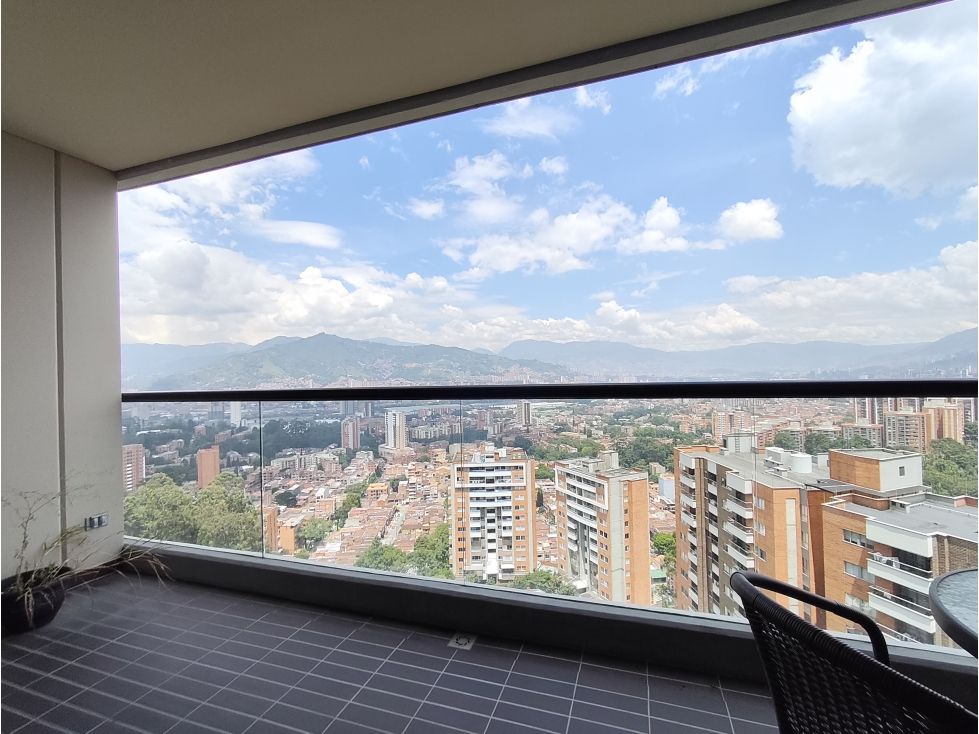 Apartamento en venta Antioquia Envigado Zona Centro 82 m2 Habitaciones 3 Baños 2 Garajes 2 Precio $785000000