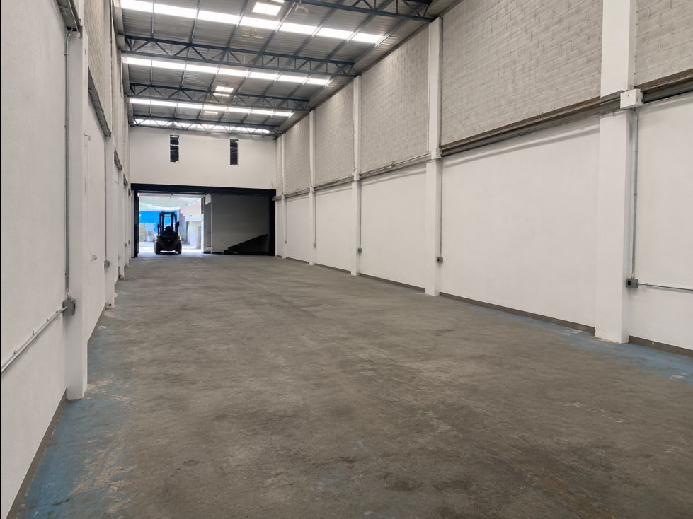 Bodega en arriendo Cundinamarca Bogotá Las Ferias Occidental 298 m2 Habitaciones 0 Baños 3 Garajes 0 Precio $6000000