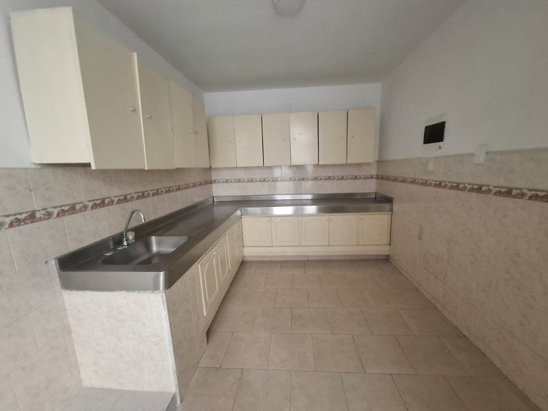 Casa en arriendo Antioquia Itagüí Centro 120 m2 Habitaciones 5 Baños 2 Garajes 0 Precio $4000000