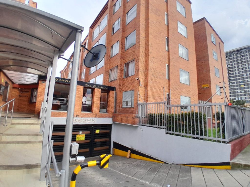 Apartamento en venta Cundinamarca Bogotá Entrerios 71 m2 Habitaciones 4 Baños 3 Garajes 1 Precio $400000000