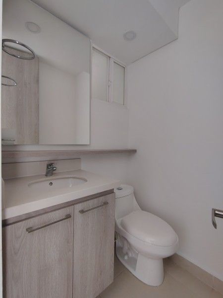 Apartamento en arriendo Valle Del Cauca Cali Conjunto Residencial Punta Del Este 90 m2 Habitaciones 3 Baños 3 Garajes 1 Precio $2500000