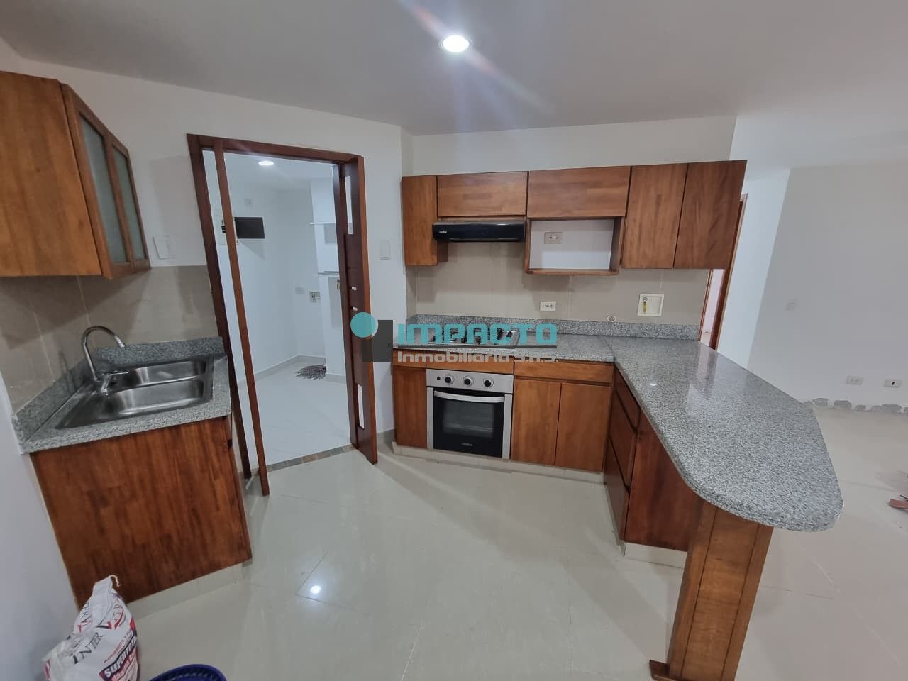 Apartamento en arriendo Antioquia Sabaneta Betania 104 m2 Habitaciones 3 Baños 2 Garajes 1 Precio $4000000