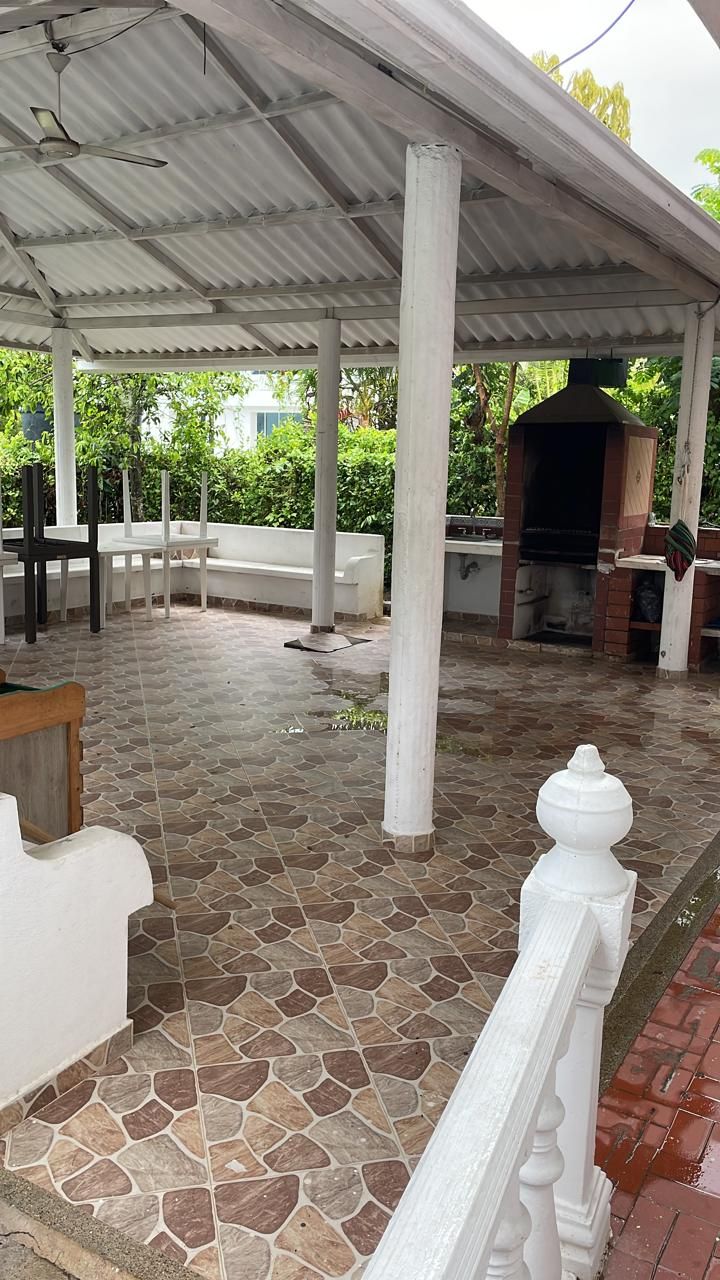 Casa en arriendo Tolima Carmen De Apicalá Carmen De Apicalá 300 m2 Habitaciones 4 Baños 7 Garajes 0 Precio $1100000