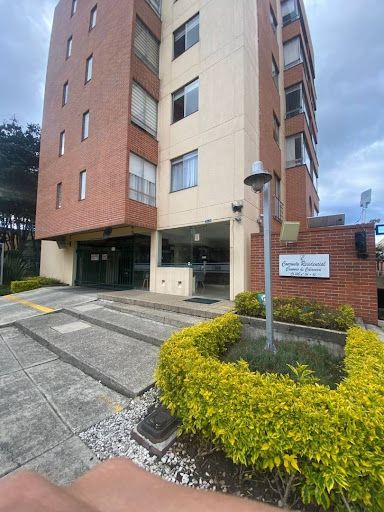 Casa en venta Cundinamarca Bogotá La Liberia 72 m2 Habitaciones 4 Baños 2 Garajes 1 Precio $404000000
