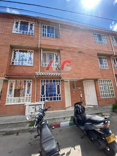 Casa en arriendo Cundinamarca Mosquera El Remanso 115 m2 Habitaciones 4 Baños 3 Garajes 0 Precio $1700000