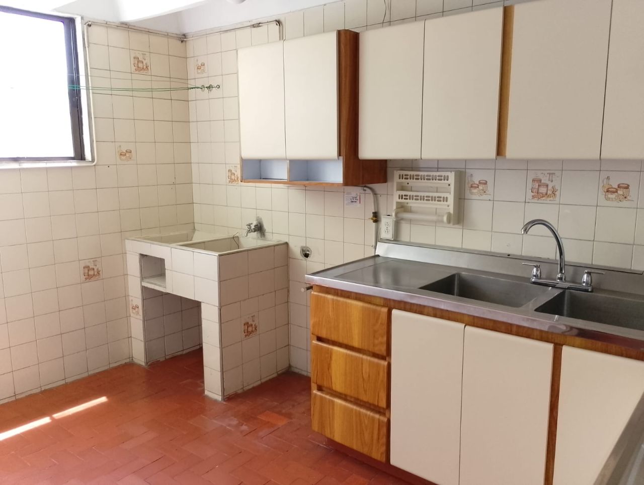 Apartaestudio en arriendo Valle Del Cauca Cali La Floresta 42 m2 Habitaciones 1 Baños 1 Garajes 0 Precio $680000