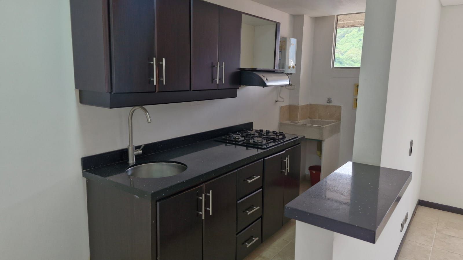 Apartamento en venta Antioquia Medellín Loma De Los Bernal 60 m2 Habitaciones 3 Baños 2 Garajes 1 Precio $460000000