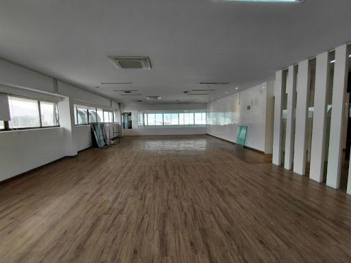 Oficina en arriendo Antioquia Itagüí La Esmeralda 685 m2 Habitaciones 0 Baños 6 Garajes 10 Precio $37500000