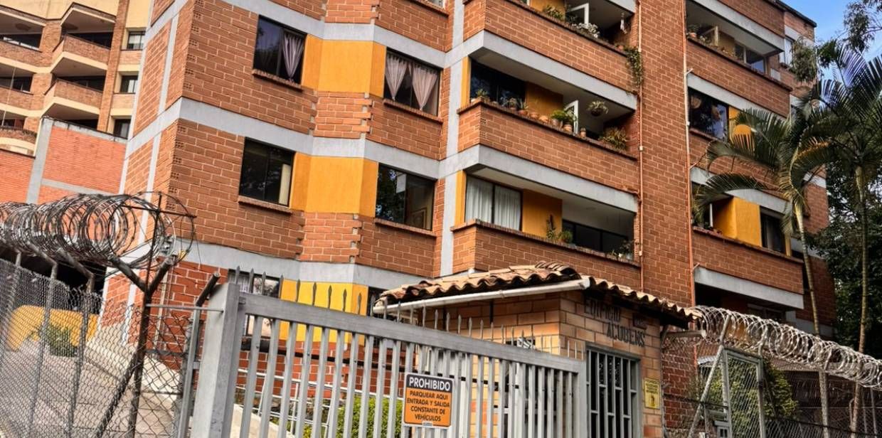 Apartamento en venta Antioquia Medellín Villa Flora 85 m2 Habitaciones 3 Baños 3 Garajes 1 Precio $350000000