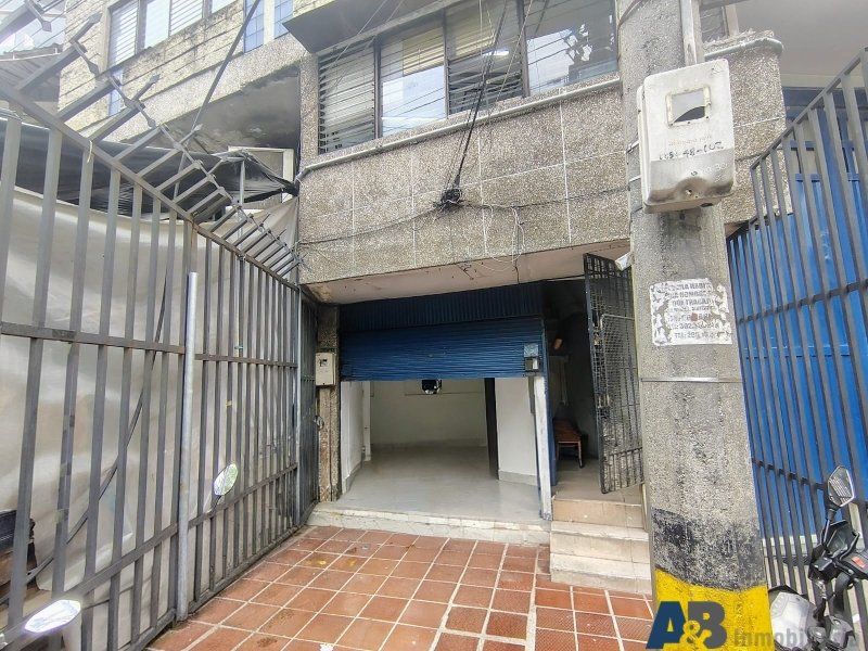 Local en arriendo Antioquia Itagüí San Fernando 20 m2 Habitaciones 0 Baños 1 Garajes 0 Precio $2500000