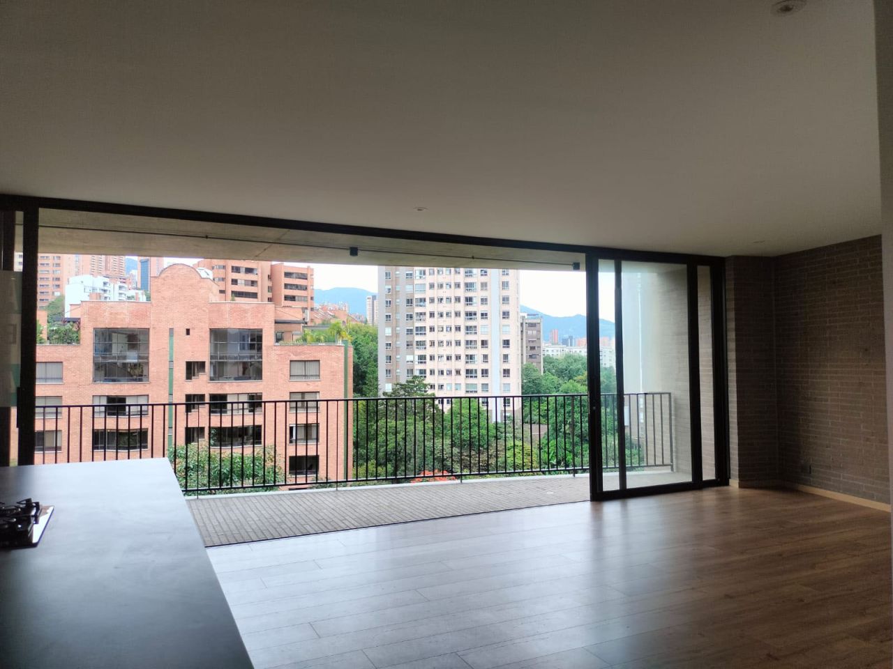 Apartamento en arriendo Antioquia Medellín Las Lomas No 1 172 m2 Habitaciones 3 Baños 3 Garajes 2 Precio $13400000
