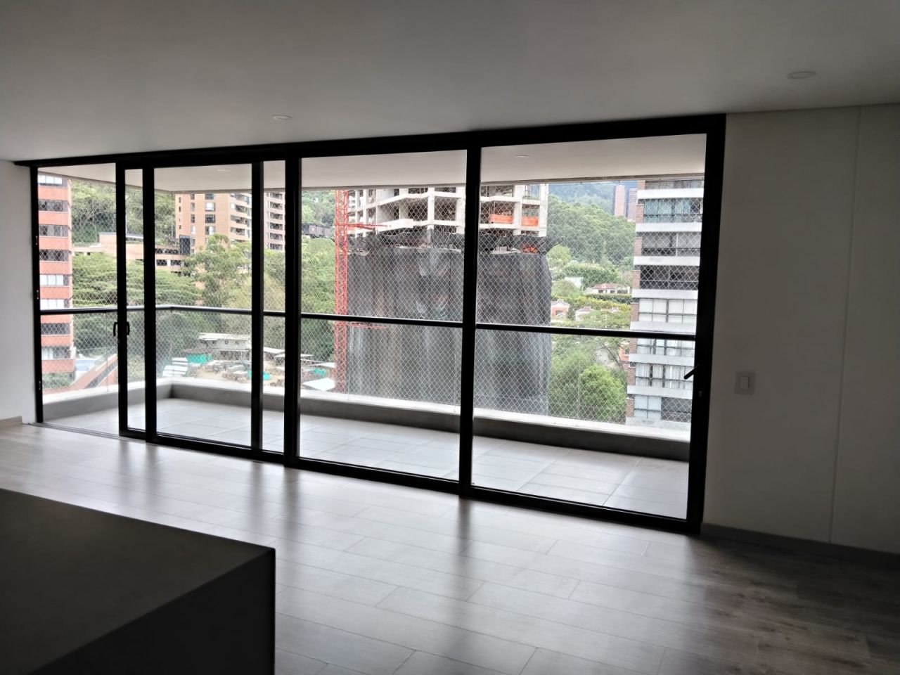 Apartamento en arriendo Antioquia Medellín Calle Nueva 108 m2 Habitaciones 2 Baños 3 Garajes 2 Precio $8100000