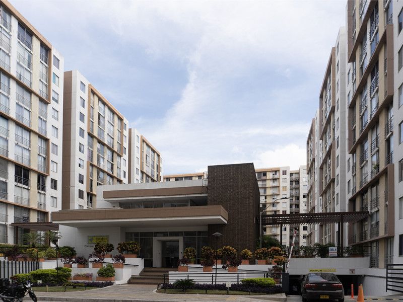 Inmuebles en Remate Apartamento en venta Atlántico Barranquilla Conjunto Residencial Piamonte Caribe 62 m2 Habitaciones 3 Baños 2 Garajes 1 Precio $247000000