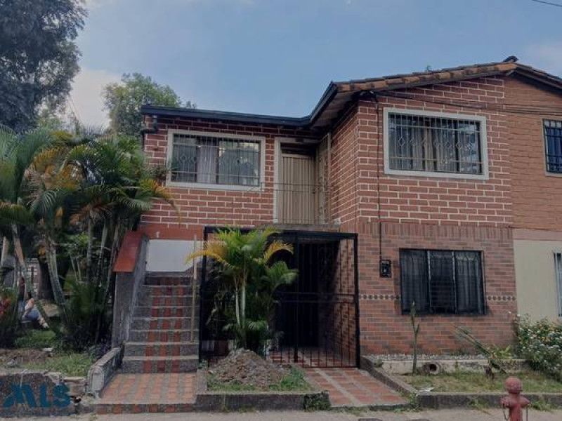 Casa en venta Antioquia Medellín La Gloria 88 m2 Habitaciones 4 Baños 2 Garajes 0 Precio $530000000