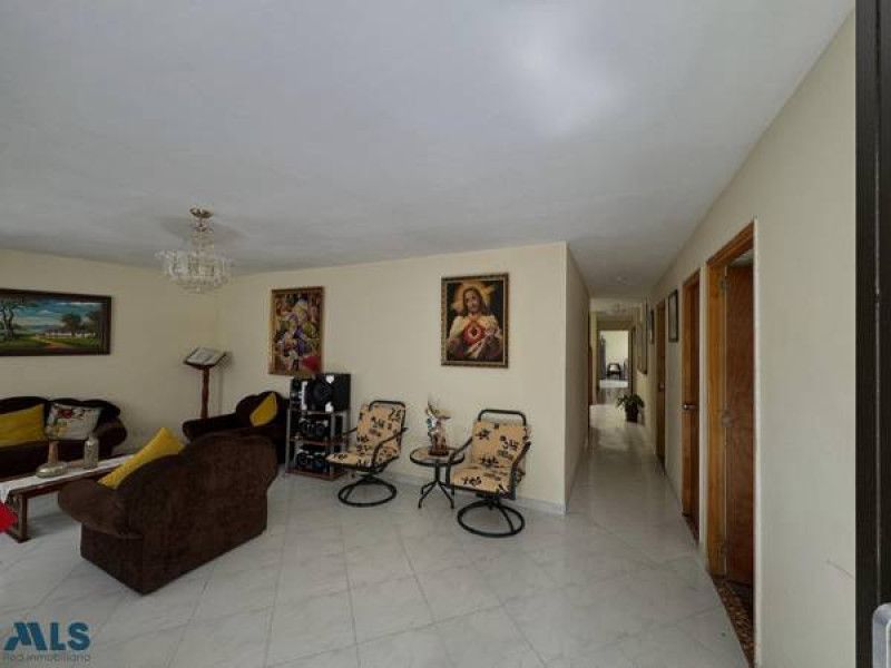 Casa en venta Antioquia Medellín Lorena 142 m2 Habitaciones 3 Baños 2 Garajes 1 Precio $890000000