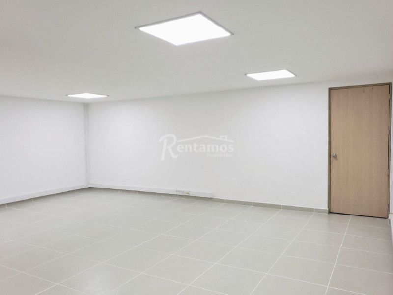 Oficina en venta Antioquia Medellín Naranjal 75 m2 Habitaciones 0 Baños 1 Garajes 0 Precio $538800000