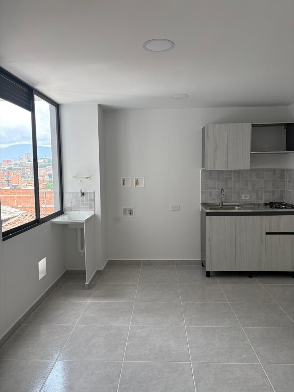 Apartaestudio en venta Antioquia Medellín Caicedo 30 m2 Habitaciones 1 Baños 1 Garajes 0 Precio $171000000