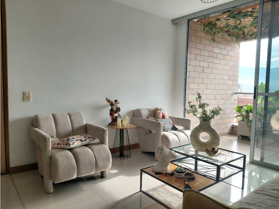 Apartamento en arriendo Antioquia Envigado La Inmaculada 97 m2 Habitaciones 3 Baños 2 Garajes 1 Precio $4300000