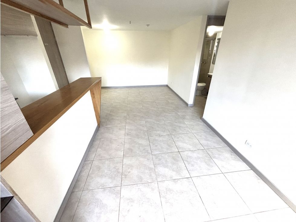 Apartamento en arriendo Antioquia Envigado Zona Centro 63 m2 Habitaciones 3 Baños 2 Garajes 1 Precio $2600000