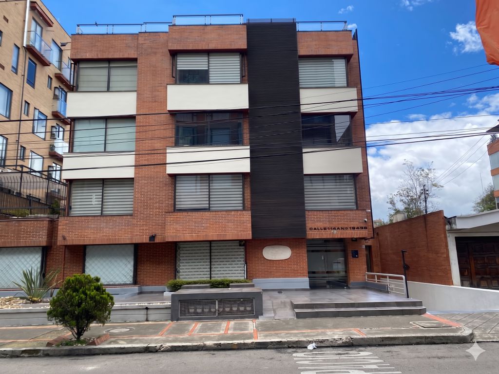 Apartamento en venta Cundinamarca Bogotá San Patricio 190 m2 Habitaciones 3 Baños 4 Garajes 3 Precio $1050000000