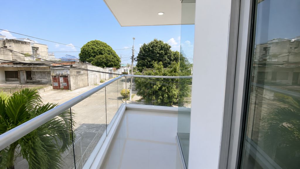 Apartamento en arriendo Bolívar Cartagena Urbanizacion Alto Del Bosque 90 m2 Habitaciones 3 Baños 2 Garajes 1 Precio $2820000