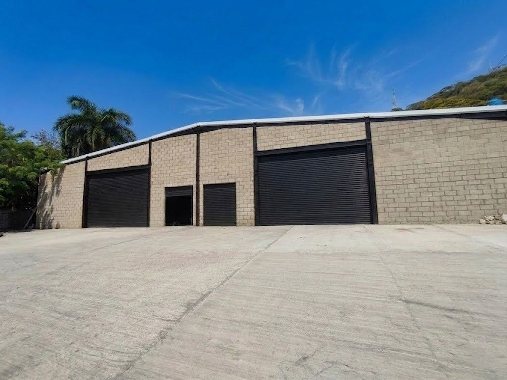 Bodega en arriendo Bolívar Cartagena Pie De Popa Toril 1578 m2 Habitaciones 0 Baños 2 Garajes 6 Precio $50000000