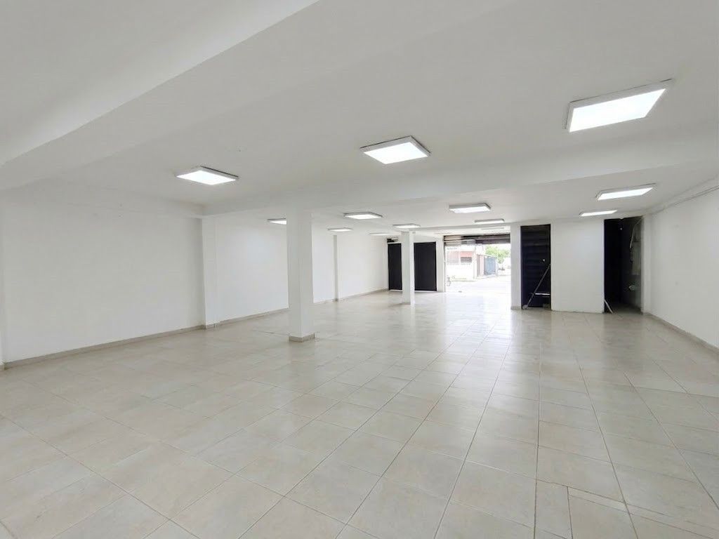 Local en arriendo Bolívar Cartagena El Rubi 270 m2 Habitaciones 0 Baños 2 Garajes 3 Precio $17000000