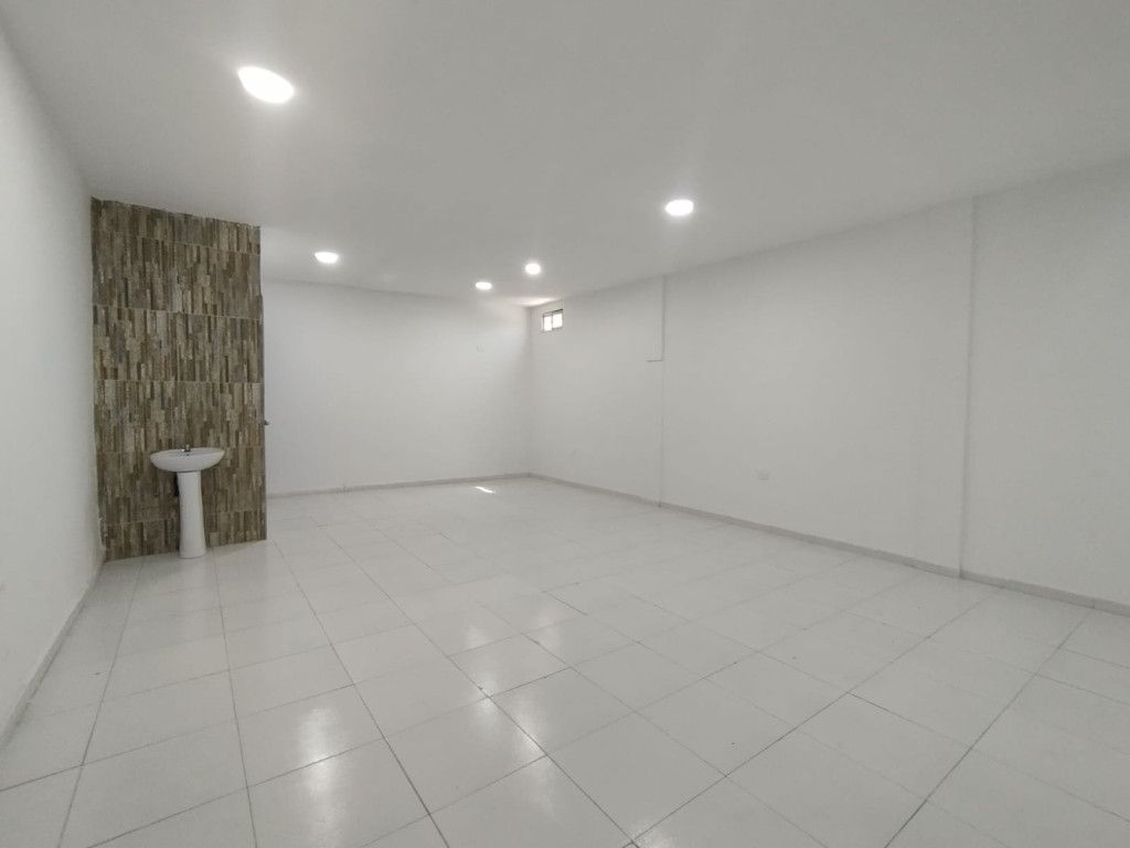 Local en arriendo Bolívar Cartagena Camino Del Medio 80 m2 Habitaciones 0 Baños 2 Garajes 0 Precio $2400000