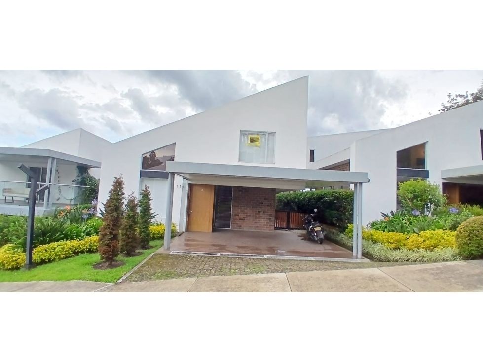Casa Campestre en arriendo Antioquia El Retiro El Retiro 172 m2 Habitaciones 3 Baños 3 Garajes 2 Precio $6000000