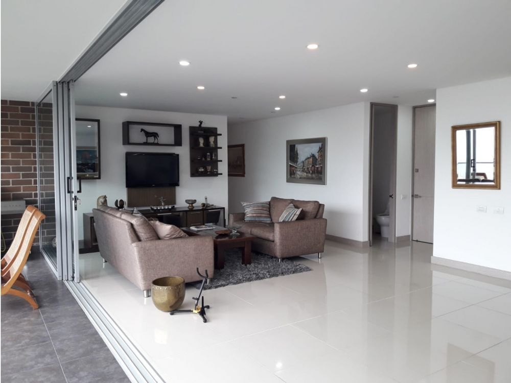 Apartamento en venta Antioquia Envigado La Inmaculada 169 m2 Habitaciones 3 Baños 4 Garajes 4 Precio $1260000000