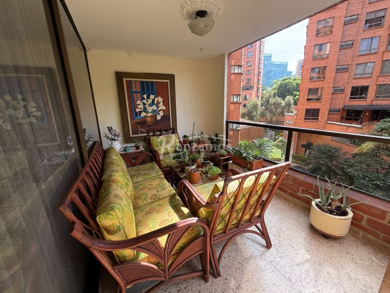 Apartamento en venta Antioquia Medellín Patio Bonito 143 m2 Habitaciones 3 Baños 3 Garajes 1 Precio $1200000000