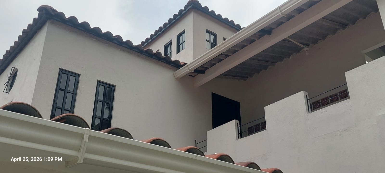 Casa Campestre en arriendo Tolima Ibagué Cr Tejares 240 m2 Habitaciones 2 Baños 2 Garajes 3 Precio $2200000