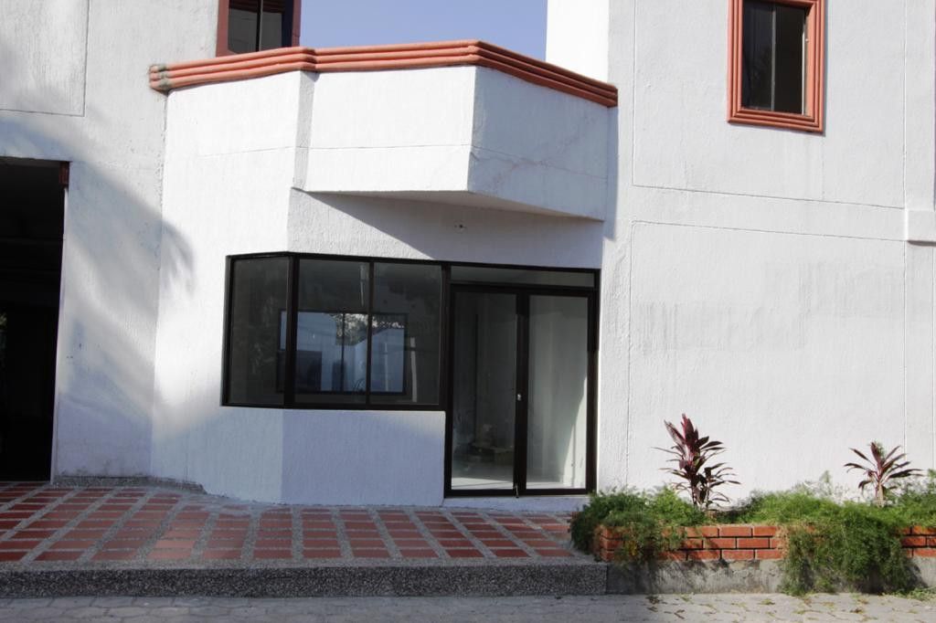 Local en arriendo Bolívar Cartagena Manga 45 m2 Habitaciones 0 Baños 1 Garajes 0 Precio $2200000